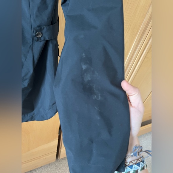 Columbia rain jacket 🌧️ - Picture 5 of 5